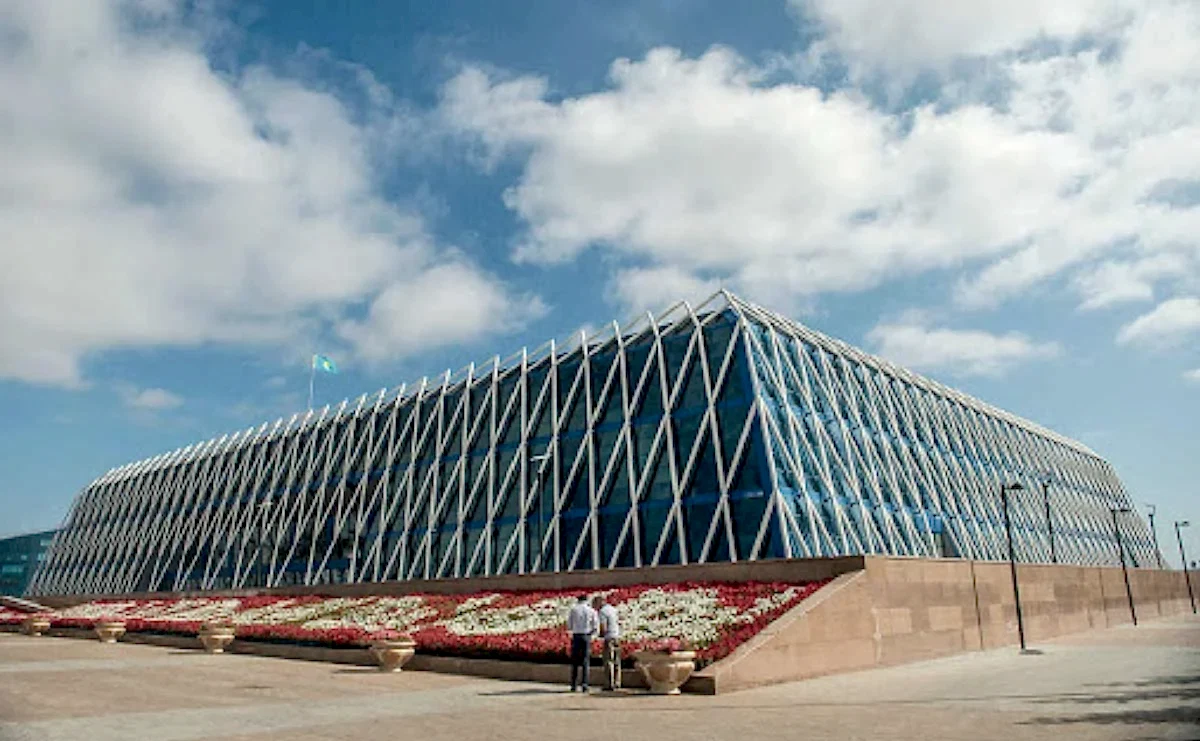 kazakistankongre2